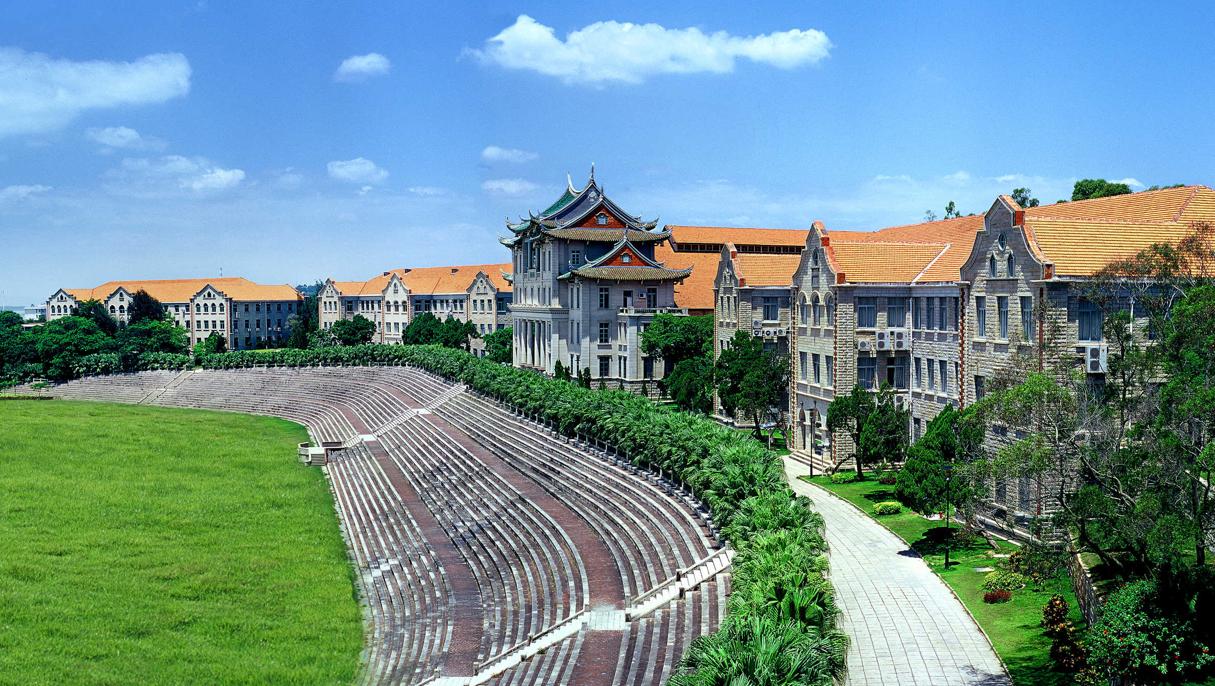 厦门大学