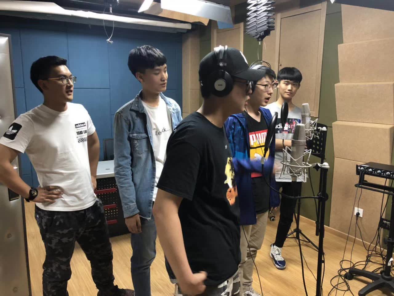 播音主持演播室