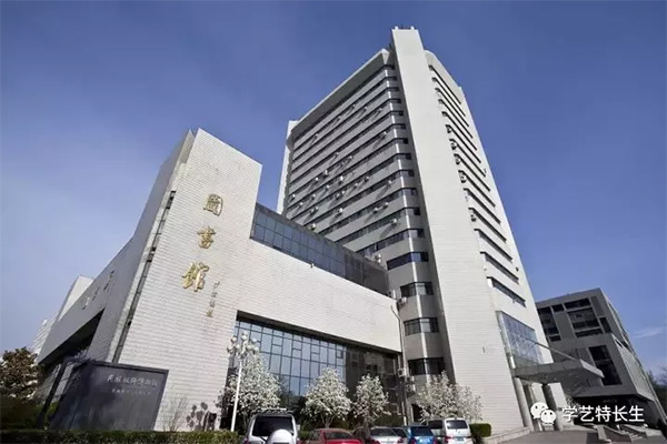 北京服装学院