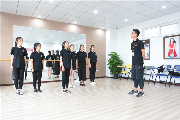 播音主持教学